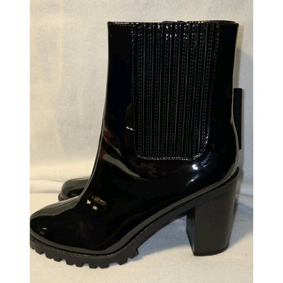 Forever 21 Boots Womens 7.5 Chunky Platform Lug Bootie Black Patent High Heel - Picture 1 of 10